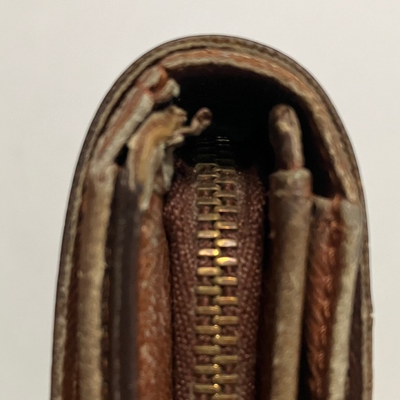 LV MONOGRAM WALLET - Picture 8 of 13